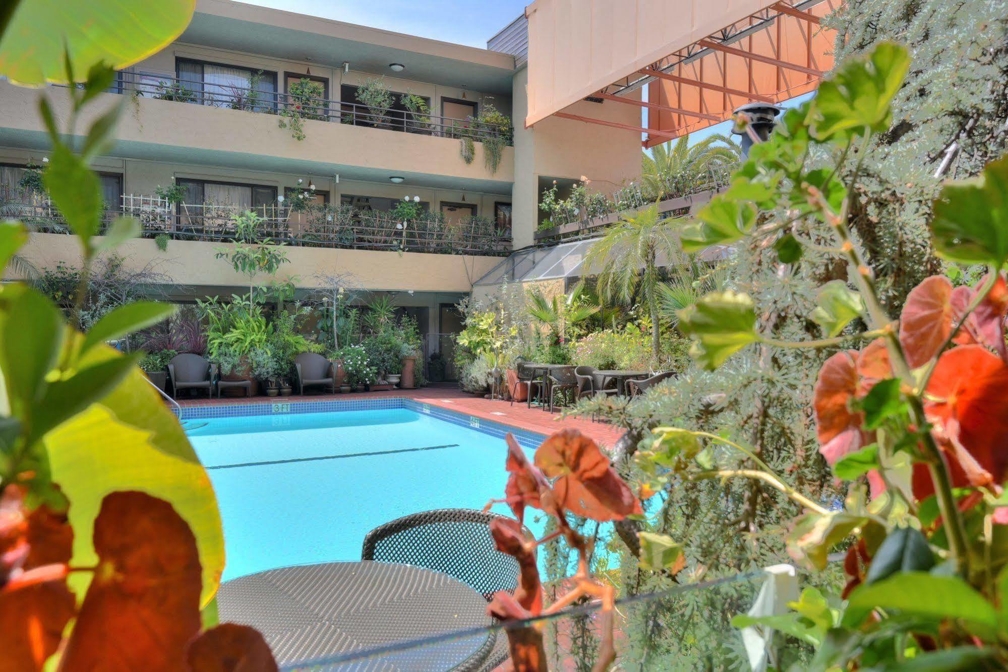 Stanford Terrace Inn Пало Алто Екстериор снимка