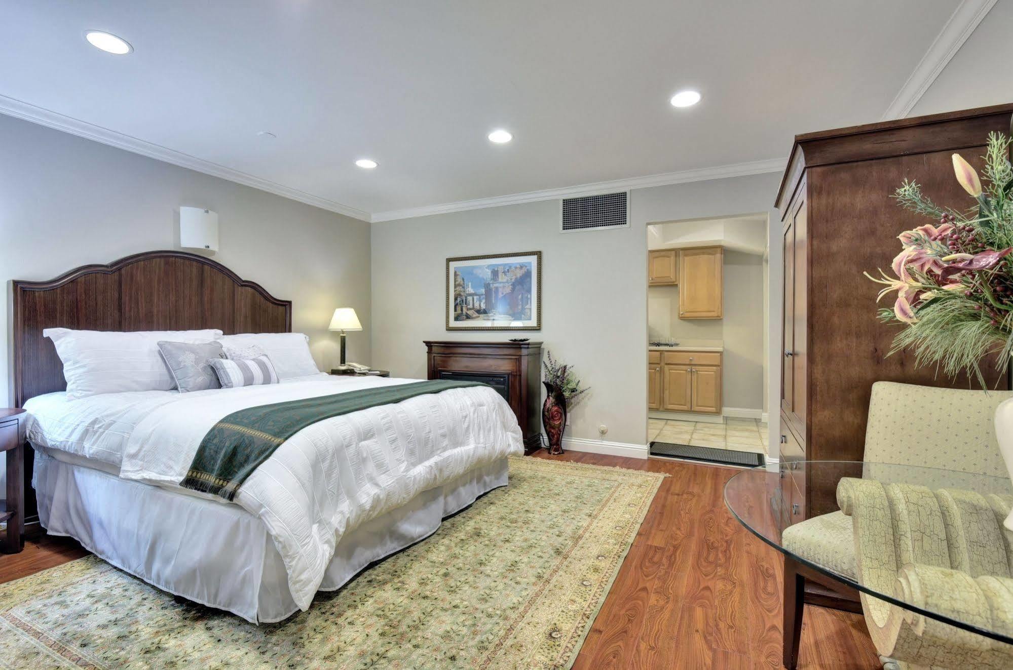 Stanford Terrace Inn Пало Алто Екстериор снимка