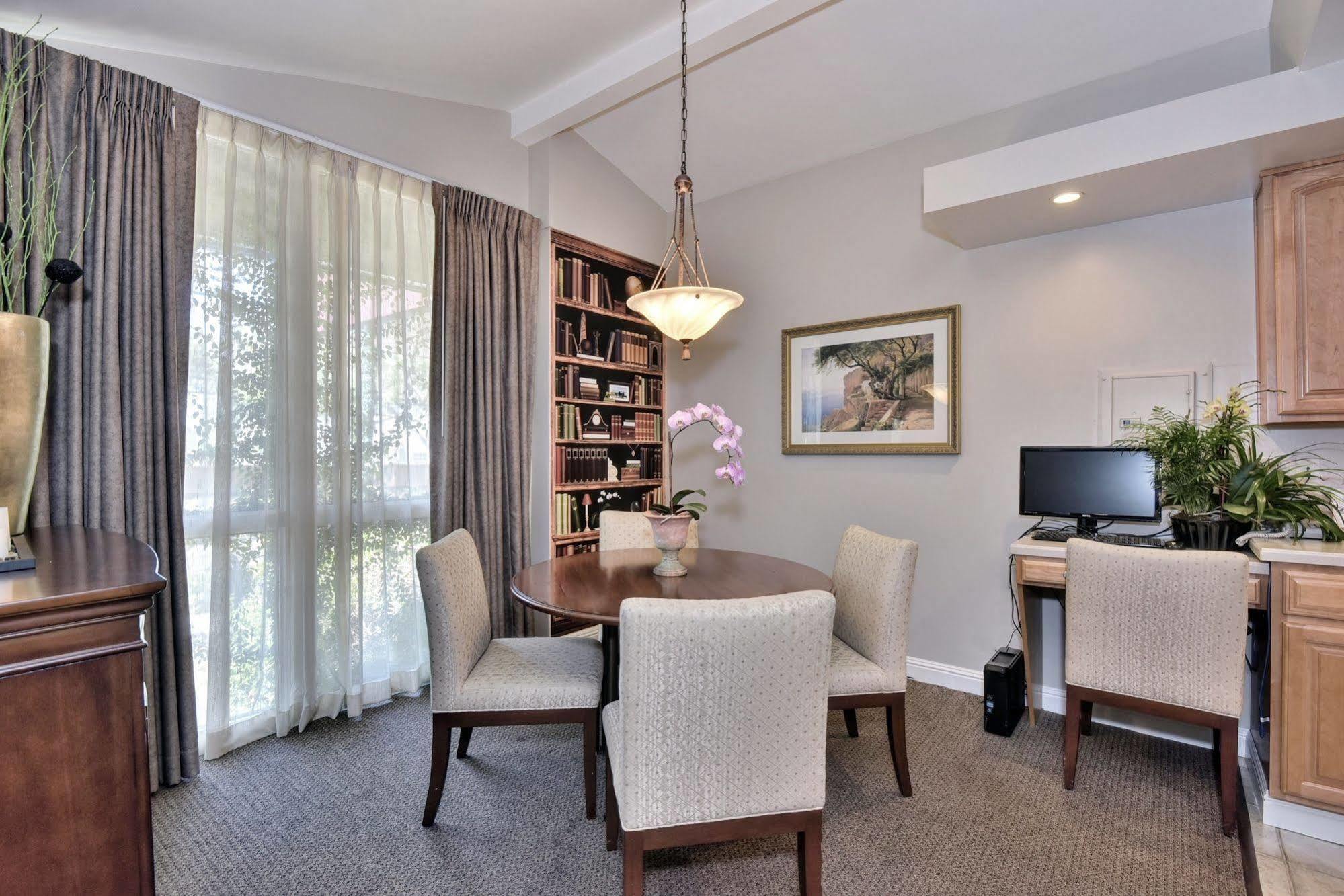 Stanford Terrace Inn Пало Алто Екстериор снимка